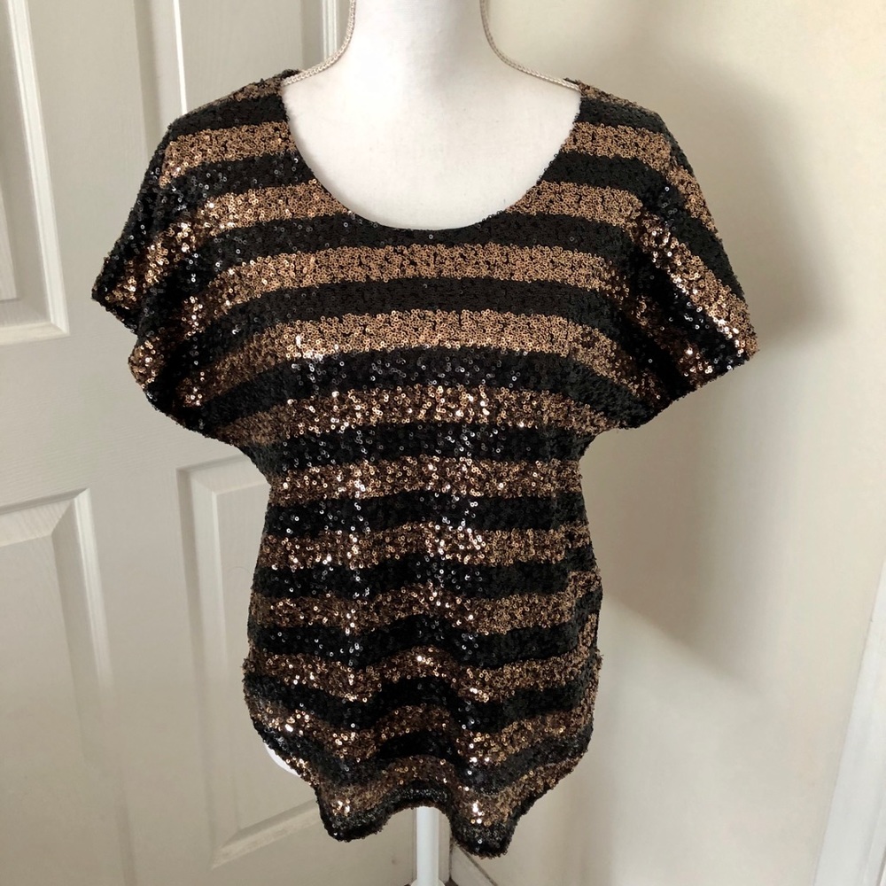 5/48 Sequined Top